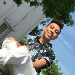 Meet your Posher, Bryan